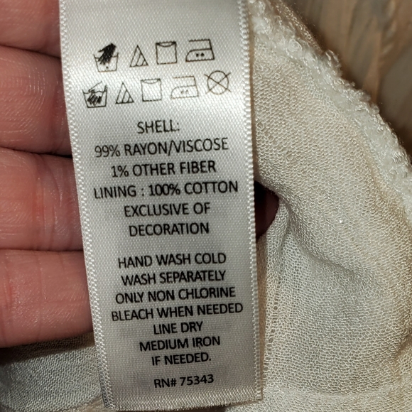 Gorgeous Boho Top - Picture 7 of 7